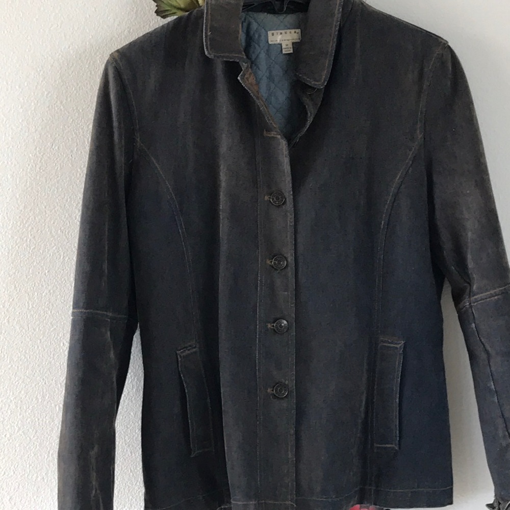 EUC Giacca Jean Jacket Inside is lined and quilted